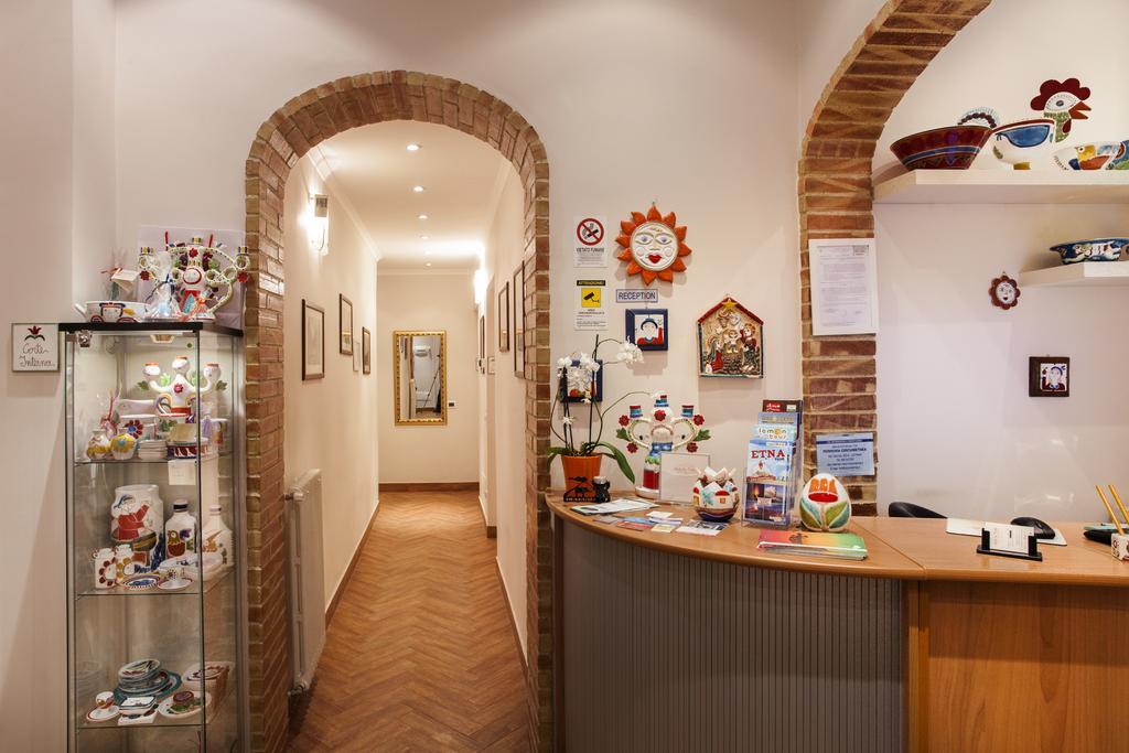 Antiche Volte Bed & Breakfast Catania Bagian luar foto