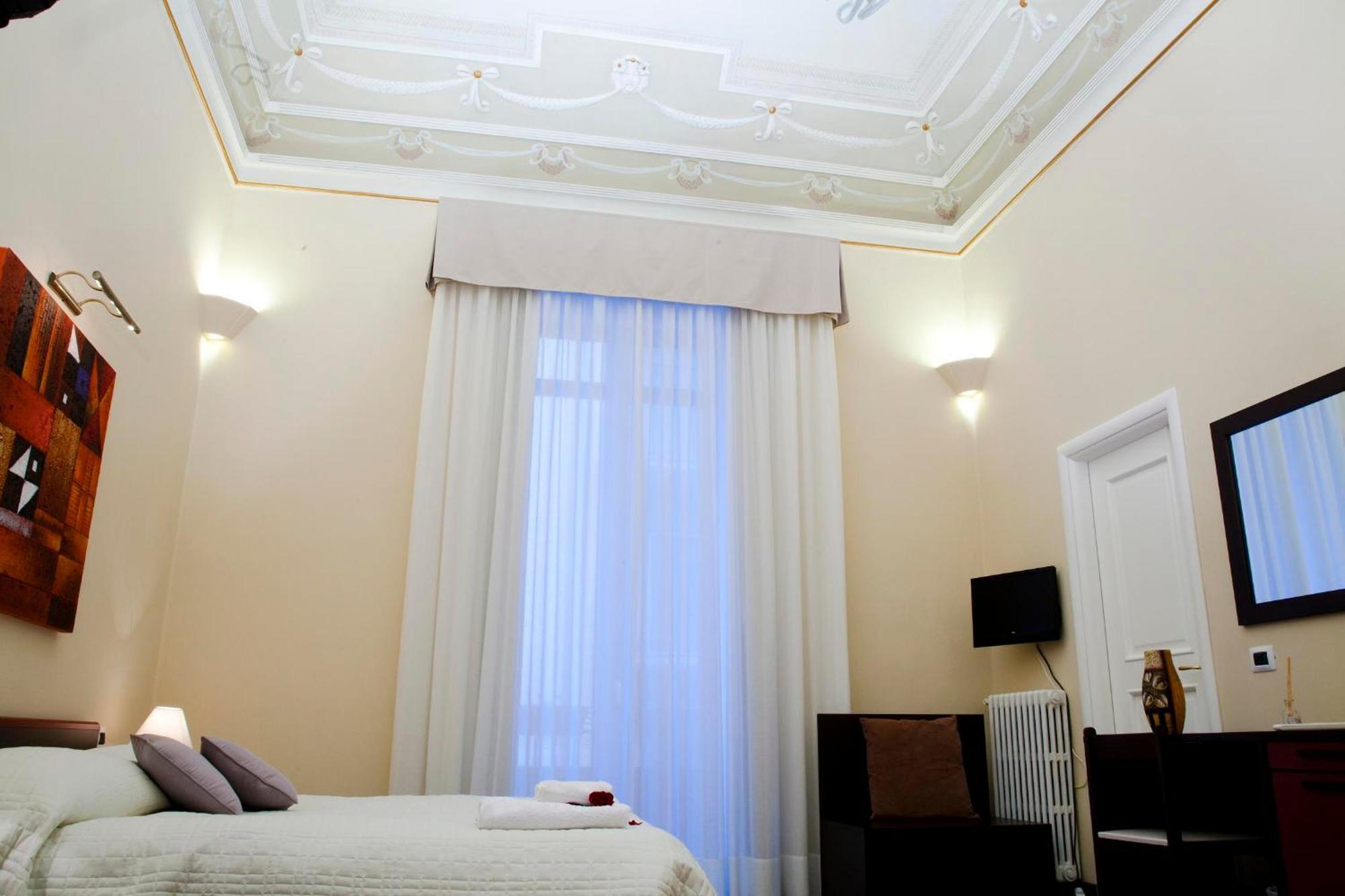 Antiche Volte Bed & Breakfast Catania Bagian luar foto