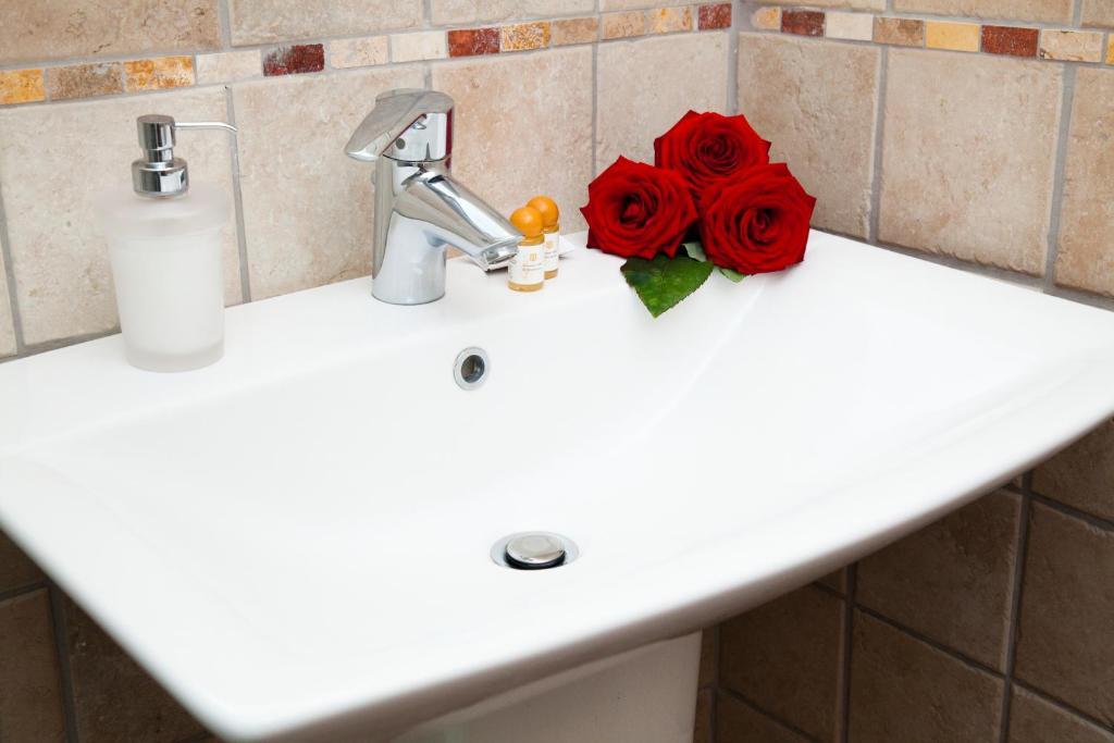 Antiche Volte Bed & Breakfast Catania Bagian luar foto